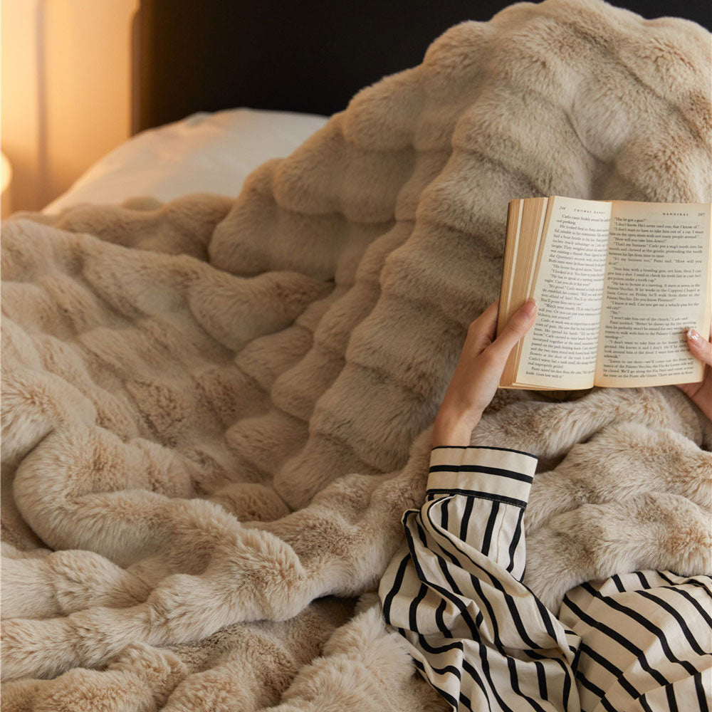 Toscana Soft & Comfortable Plush Bed Throw Blanket | 3CARATS