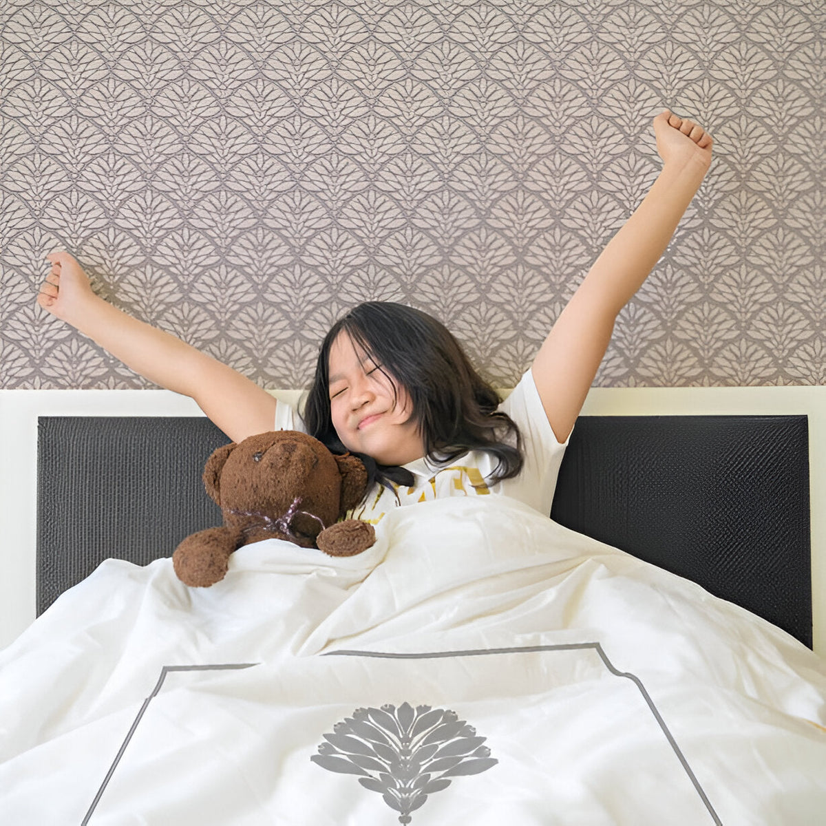 Leafy Embroidered Cotton Sateen Duvet Cover Set